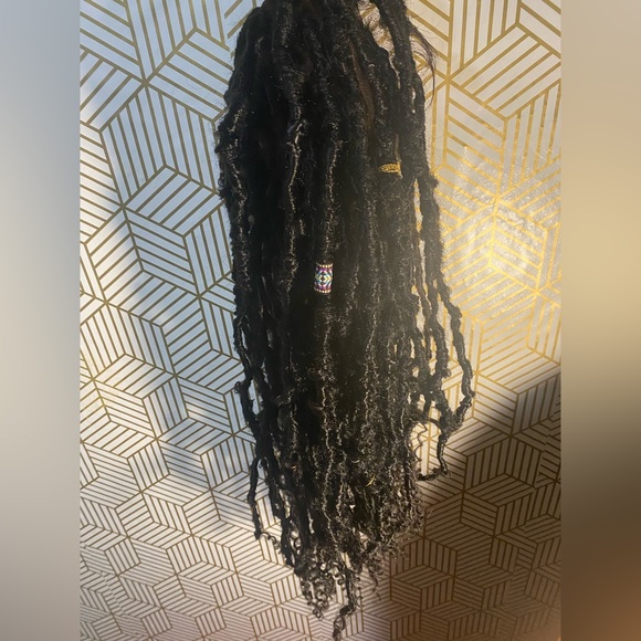 Black 27 inch used butterfly loc lace  wig - Picture 8 of 10